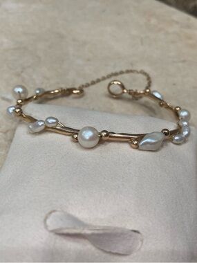 Gold Pearl Station Bracelet - Elegant Women’s Jewelry